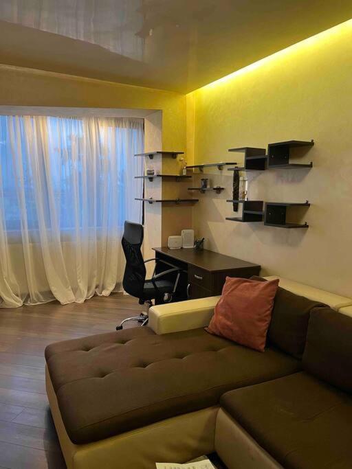 Apartament Theta- Langa Centru, Cada Hidromasaj Σουκεάβα Εξωτερικό φωτογραφία