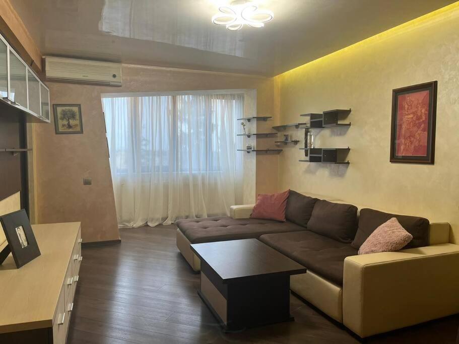 Apartament Theta- Langa Centru, Cada Hidromasaj Σουκεάβα Εξωτερικό φωτογραφία